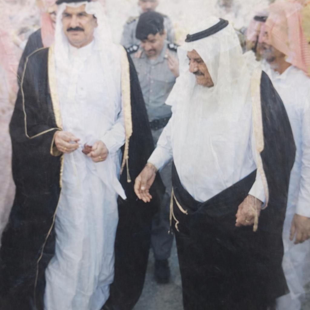 الشيخ علي بن حمد ال عوده الفضلي والامير فهد بن سلمان